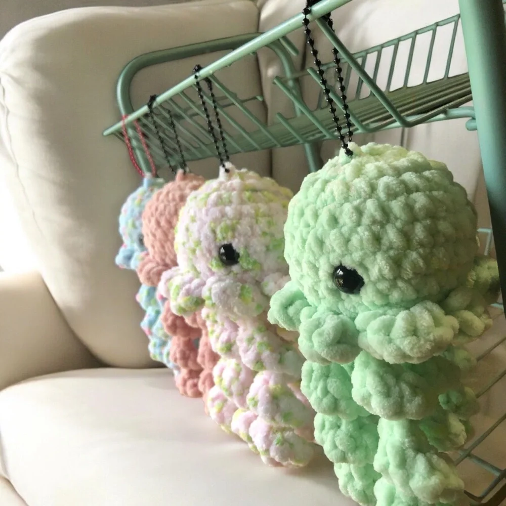 (Random Bundle of 4) Chunky Jellyfish - Picture 2 of 7